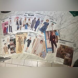 SOLD: Vintage sewing patterns (lot)